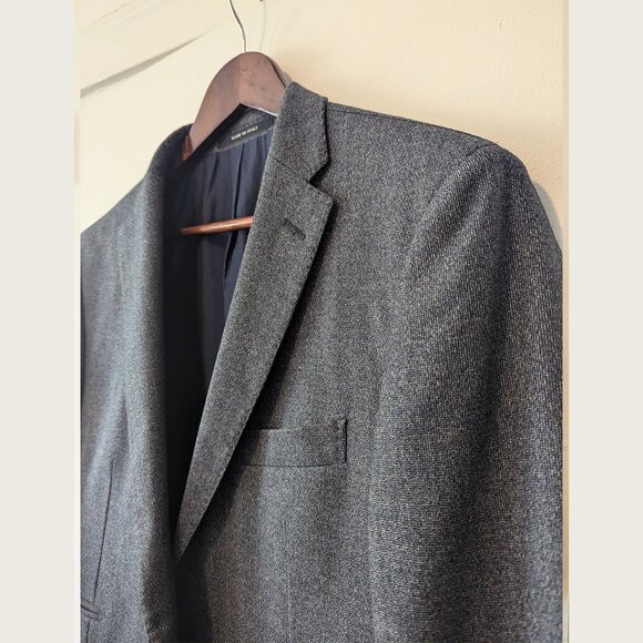 TAGLIATORE - 2-piece wool blend suit - Sz 52/9 - Picture 3 of 15